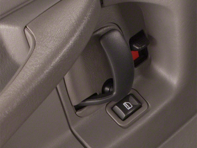 2013 Chevrolet Express Passenger LS