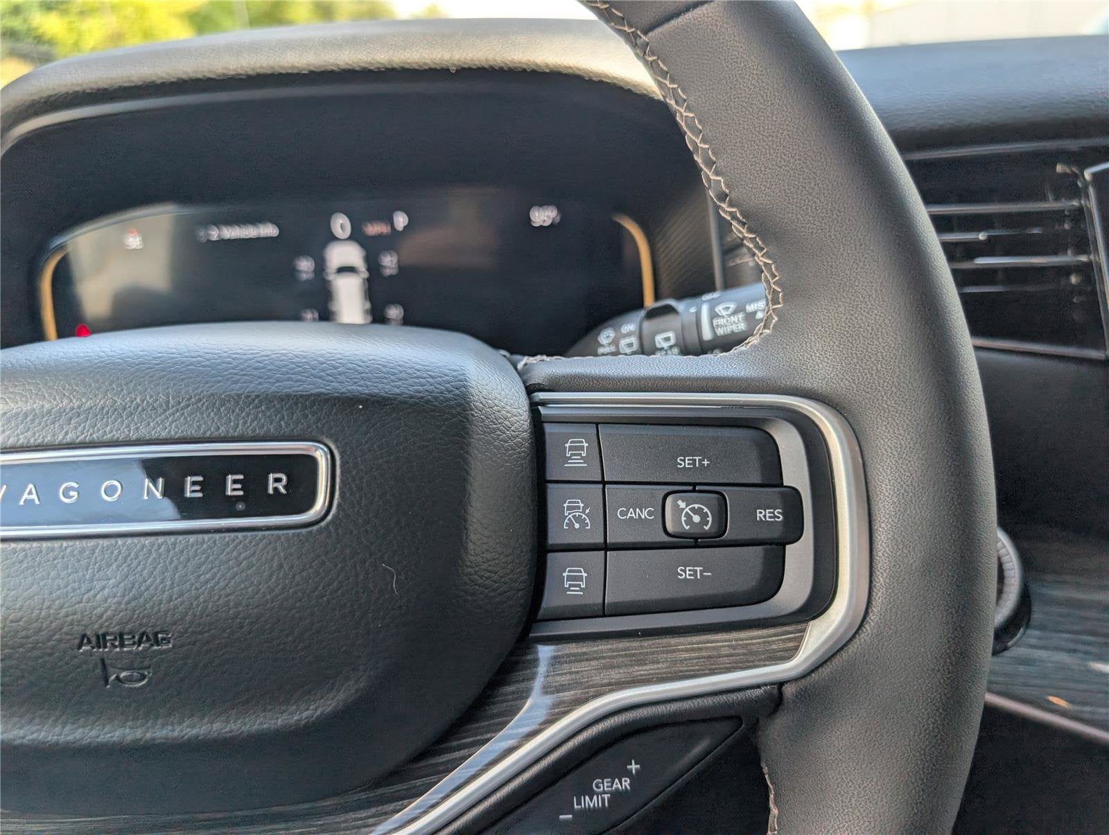 2022 Jeep Wagoneer Series III