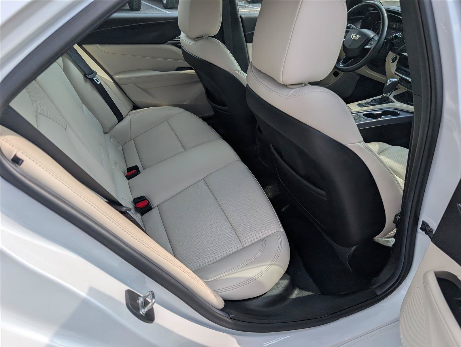 2023 Cadillac CT4 Premium Luxury