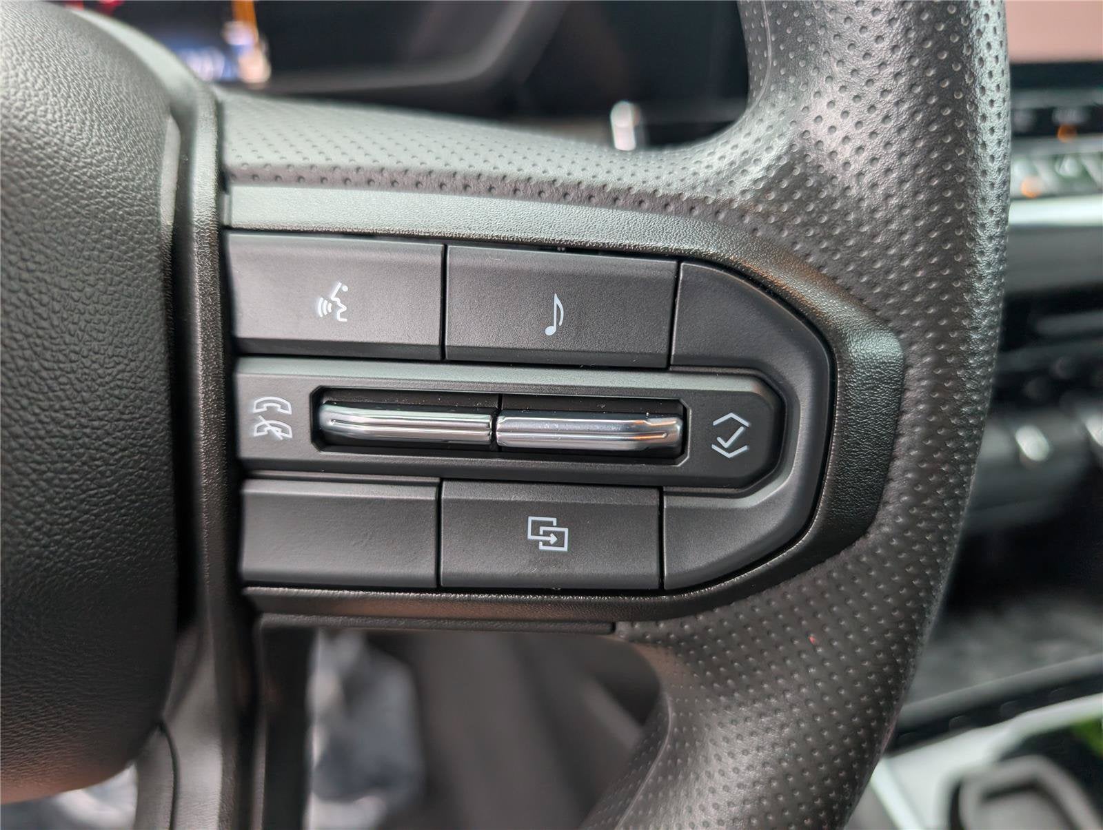 2023 Chevrolet Colorado 2WD Work Truck