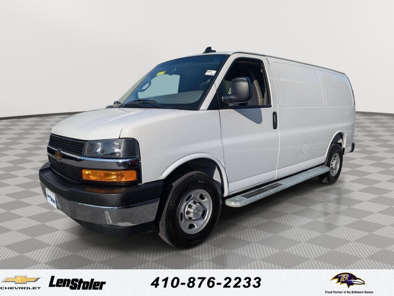 2025 Chevrolet Express Cargo WT