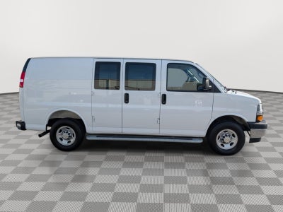2025 Chevrolet Express Cargo WT