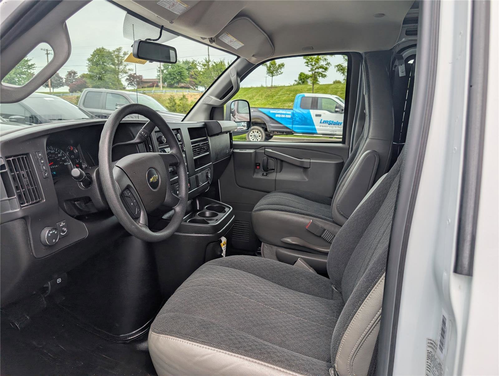 2024 Chevrolet Express Cargo 2500 WT