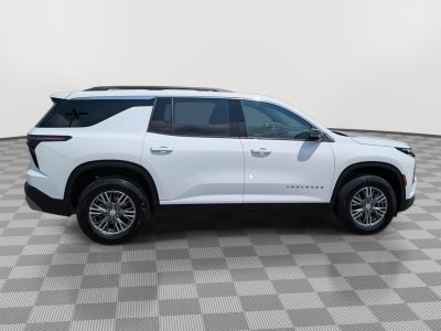 2025 Chevrolet Traverse LT