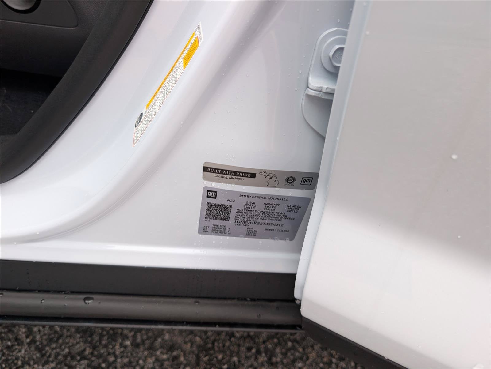 2026 Chevrolet Traverse LT