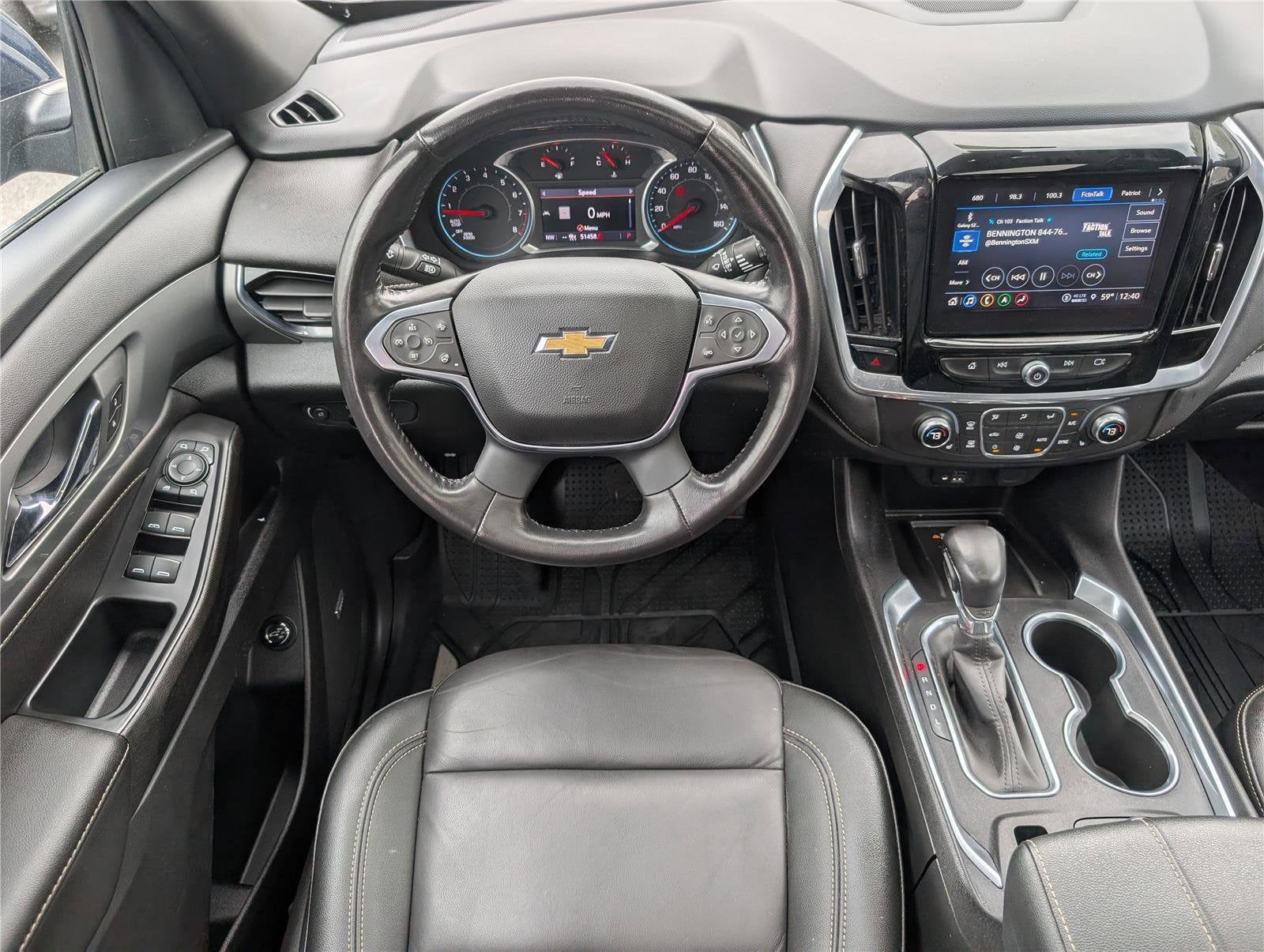 2022 Chevrolet Traverse LT Leather