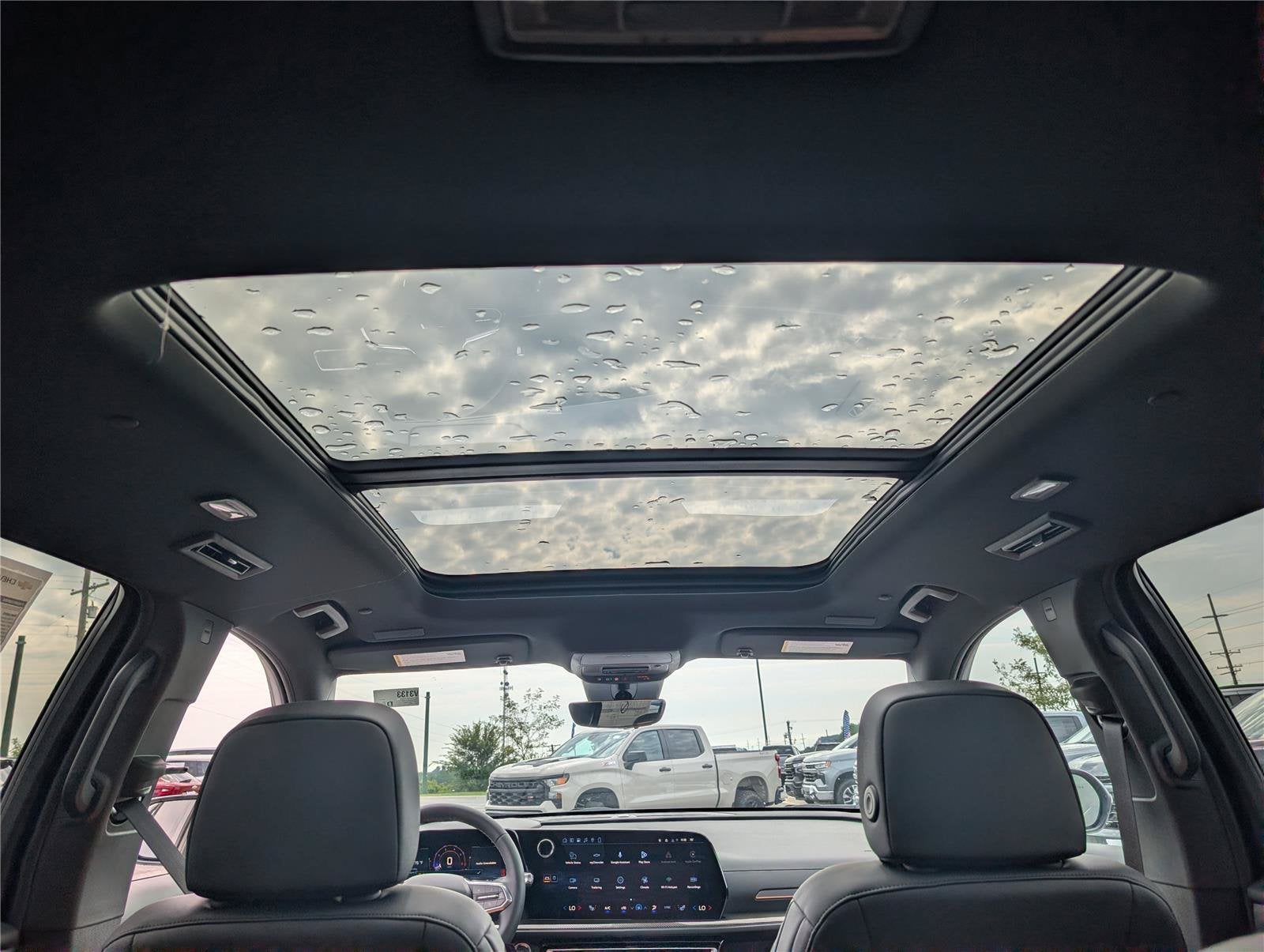 2027 Chevrolet Traverse Z71 - Photo 19
