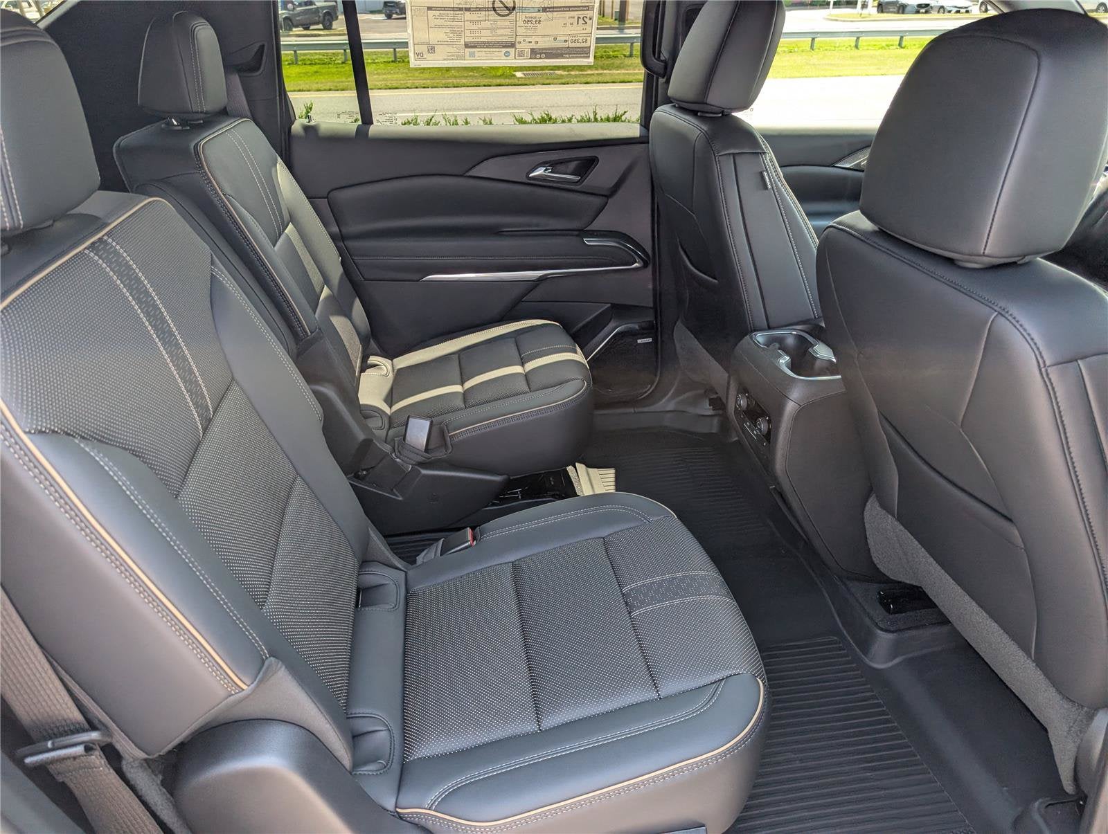 2026 Chevrolet Traverse High Country - Photo 8