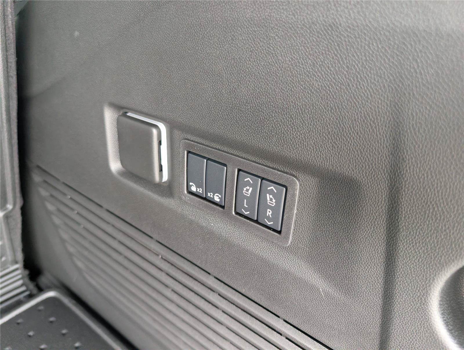 2027 Chevrolet Tahoe LT