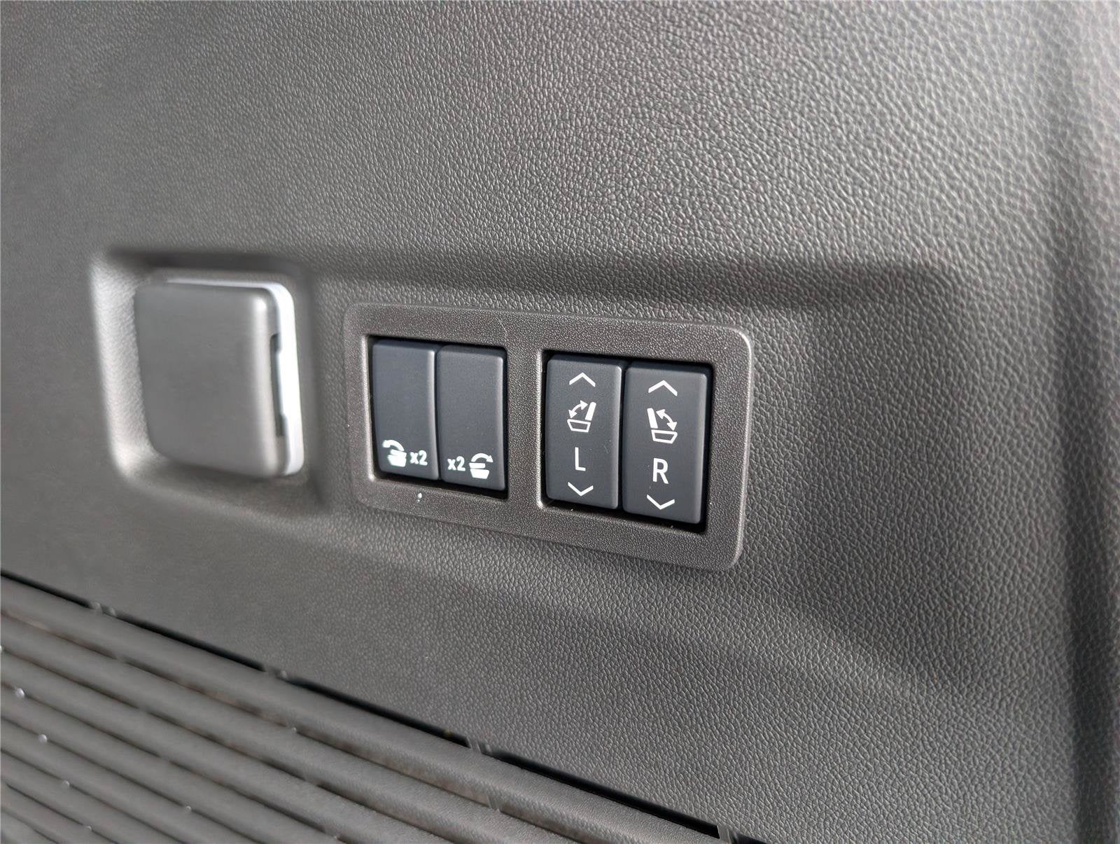 2027 Chevrolet Tahoe LT