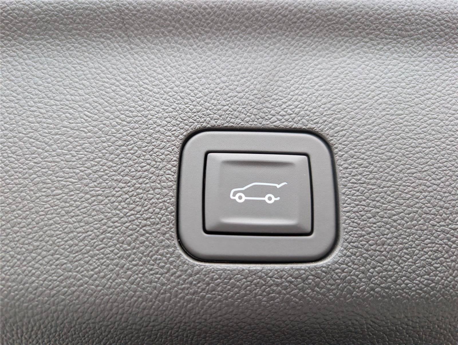 2027 Chevrolet Tahoe LT
