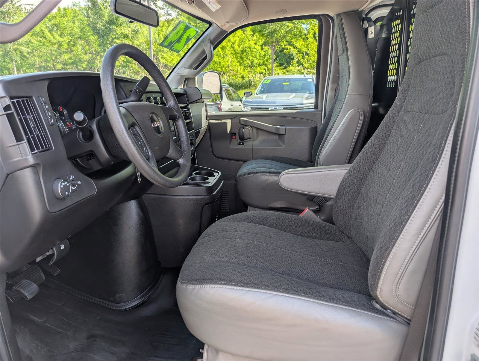 2024 GMC Savana Cargo 2500 Work Van