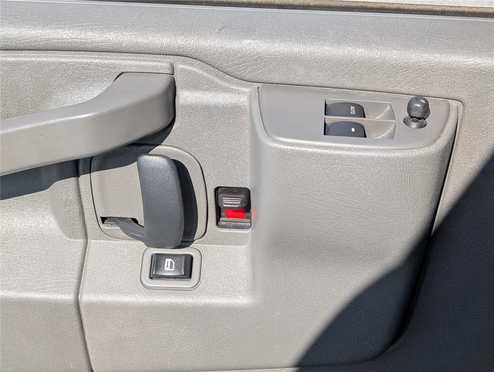 2024 GMC Savana Cargo 2500 Work Van