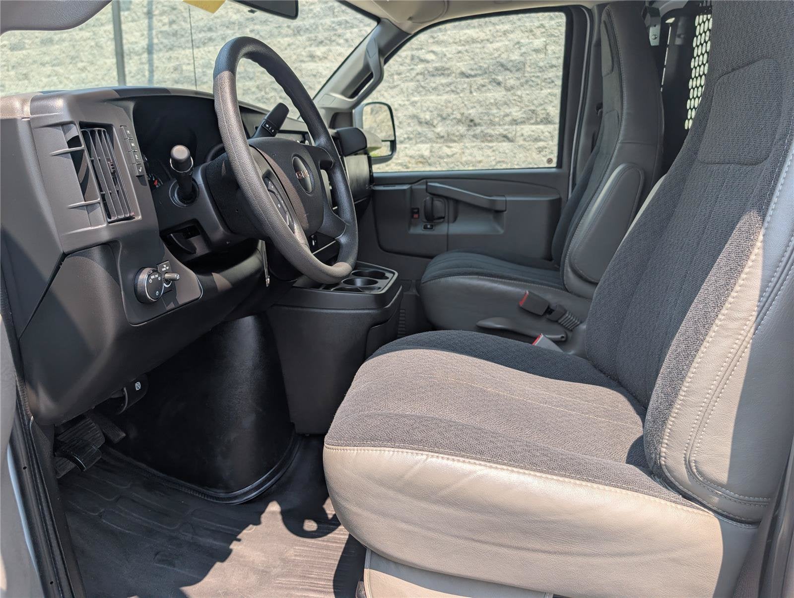2025 GMC Savana Cargo Work Van