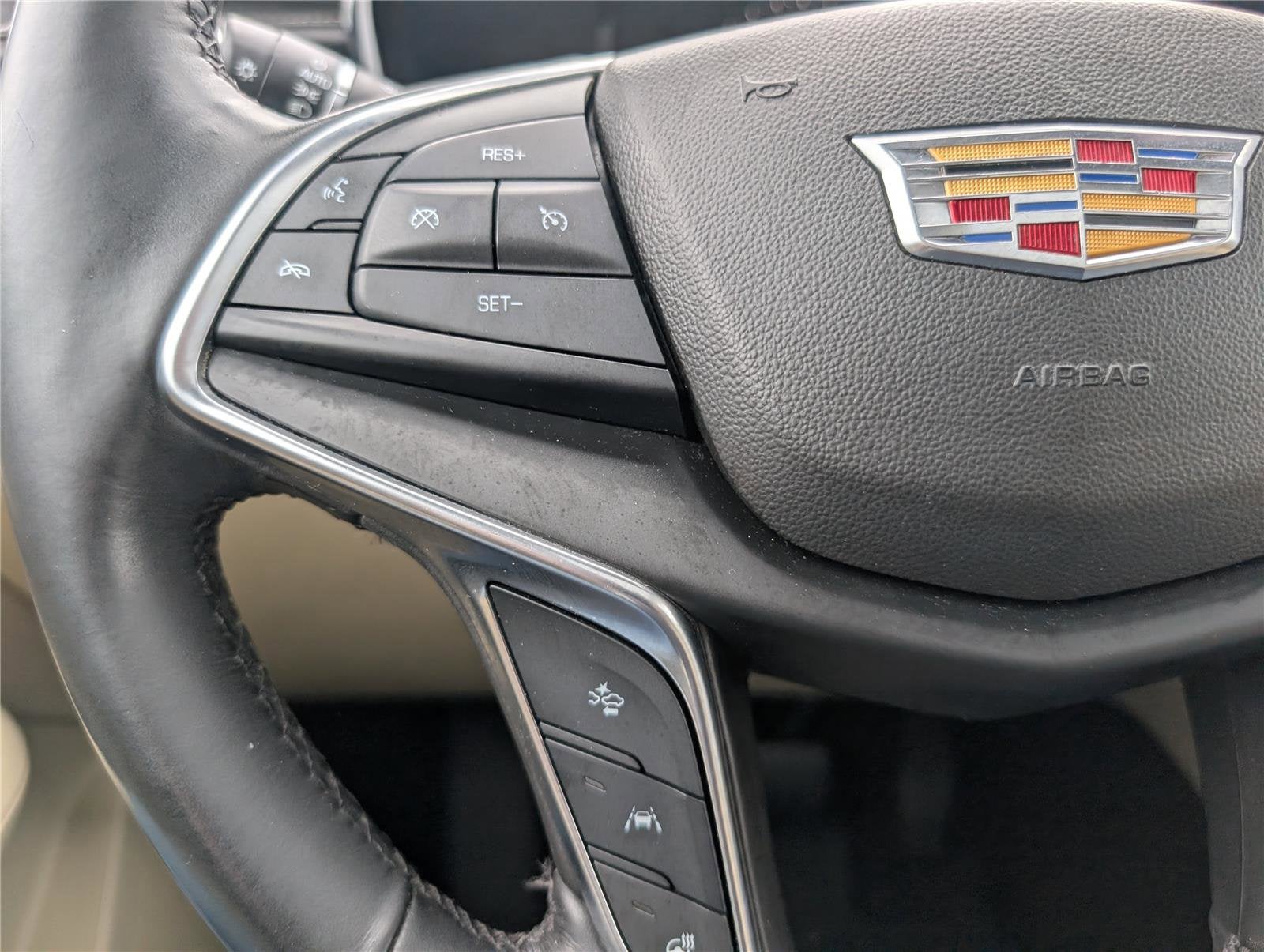2018 Cadillac XT5 Premium Luxury FWD