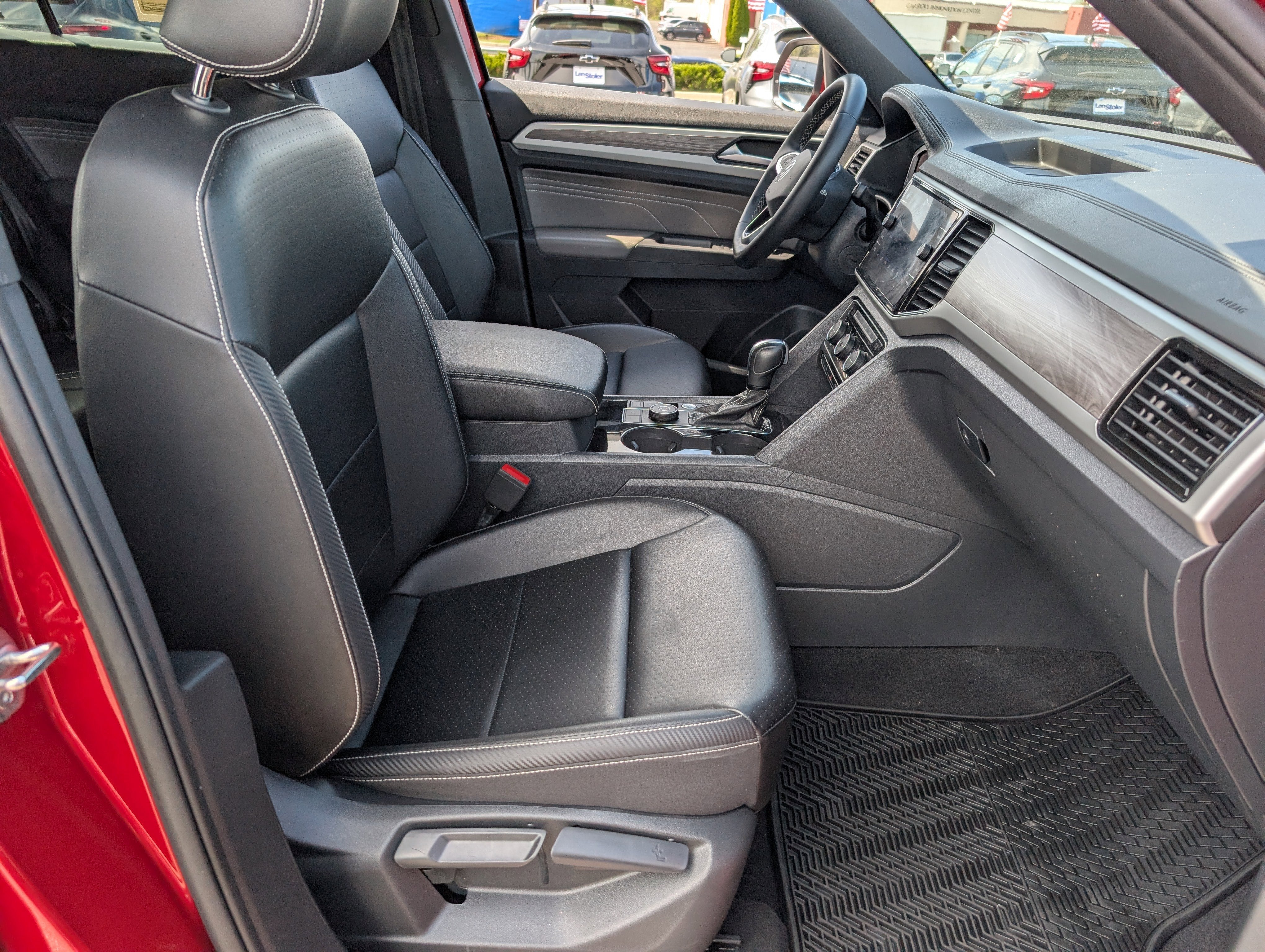 2022 Volkswagen Atlas Cross Sport 3.6L V6 SE w/Technology