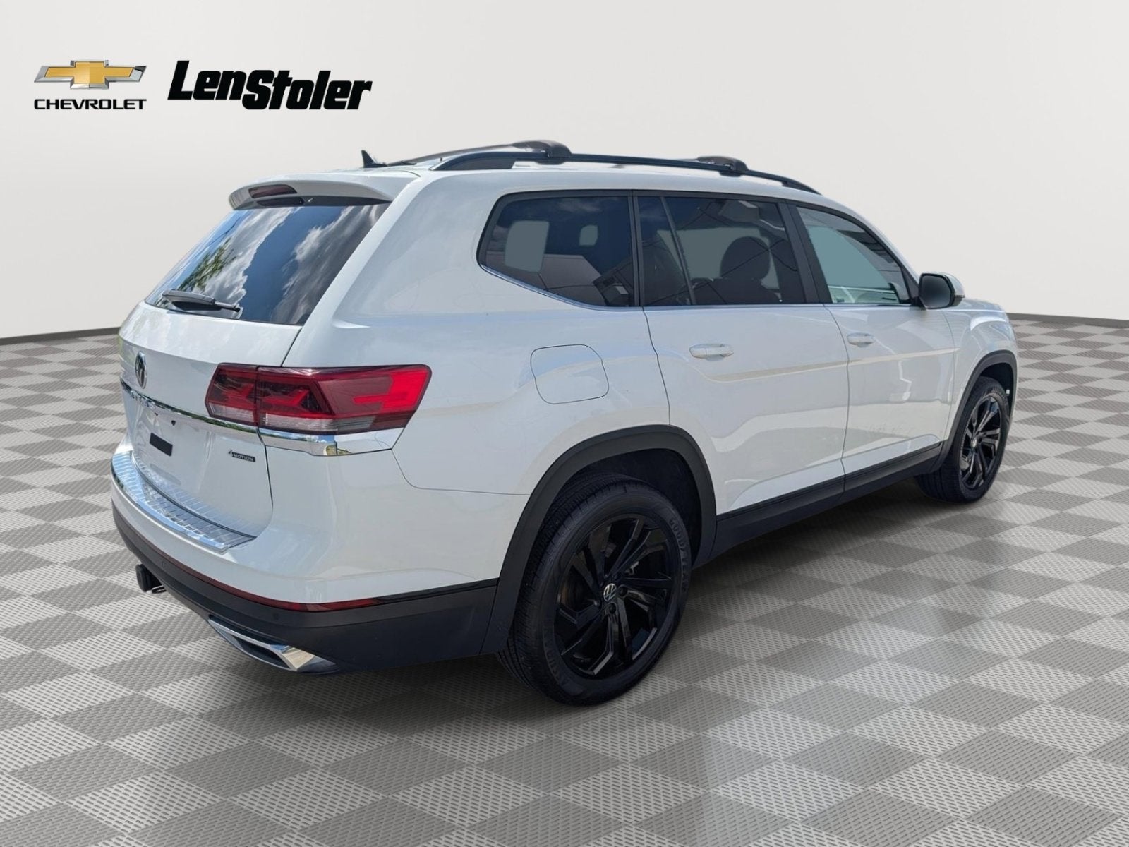2023 Volkswagen Atlas 3.6L V6 SE w/Technology