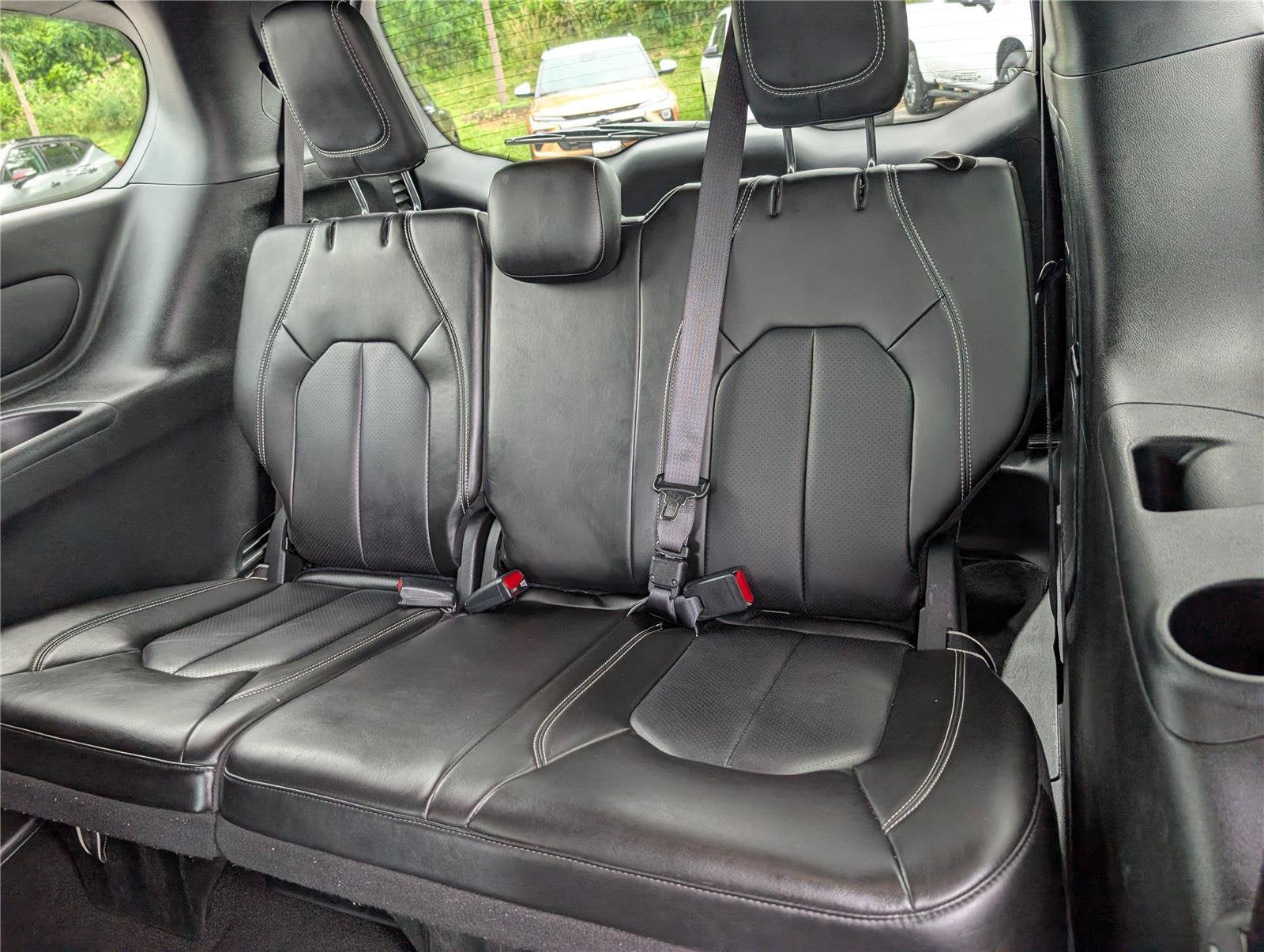 2024 Chrysler Pacifica Hybrid S Appearance Pkg