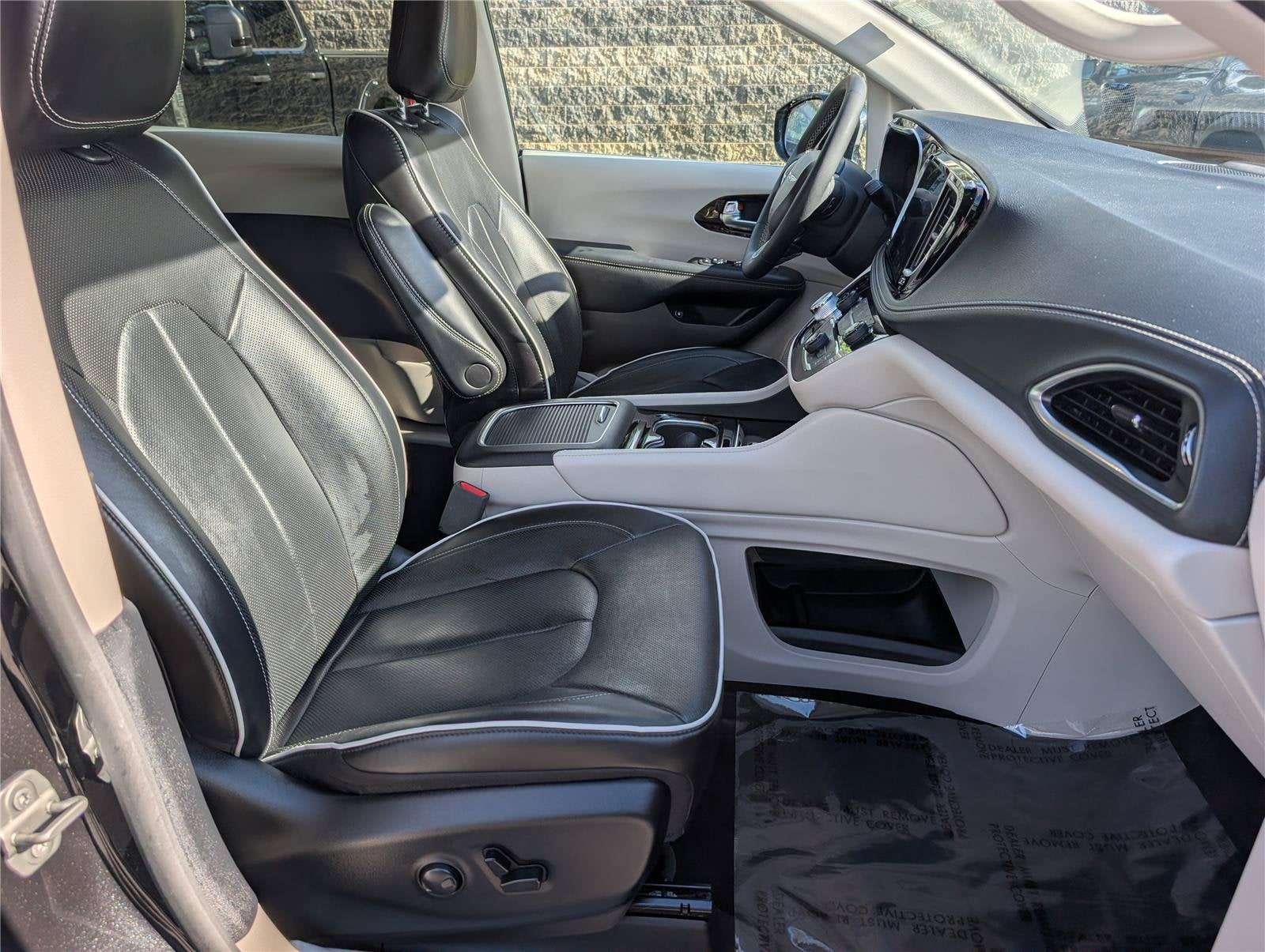 2023 Chrysler Pacifica Hybrid Limited