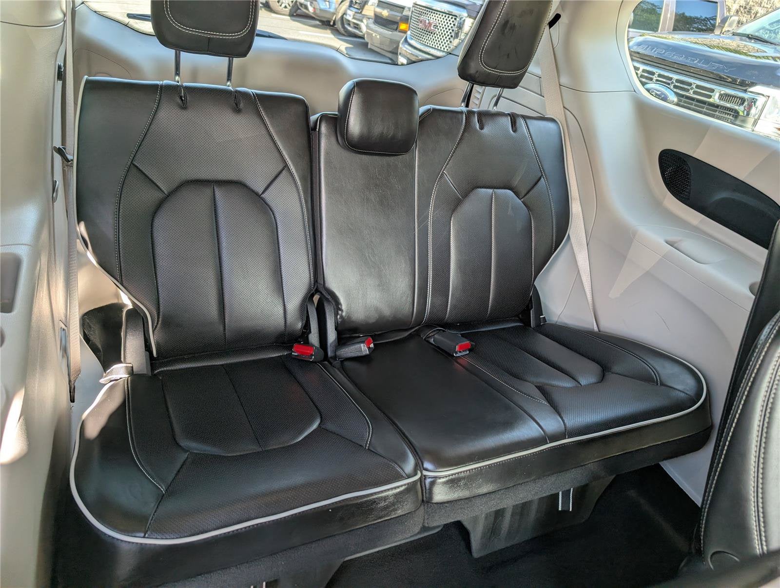 2023 Chrysler Pacifica Hybrid Limited