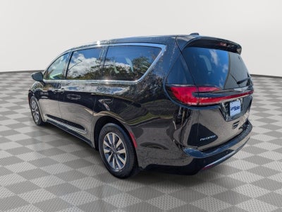 2023 Chrysler Pacifica Hybrid Limited