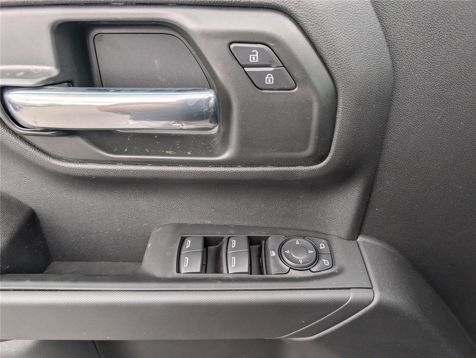2026 Chevrolet Silverado 1500 Custom Trail Boss - Photo 16