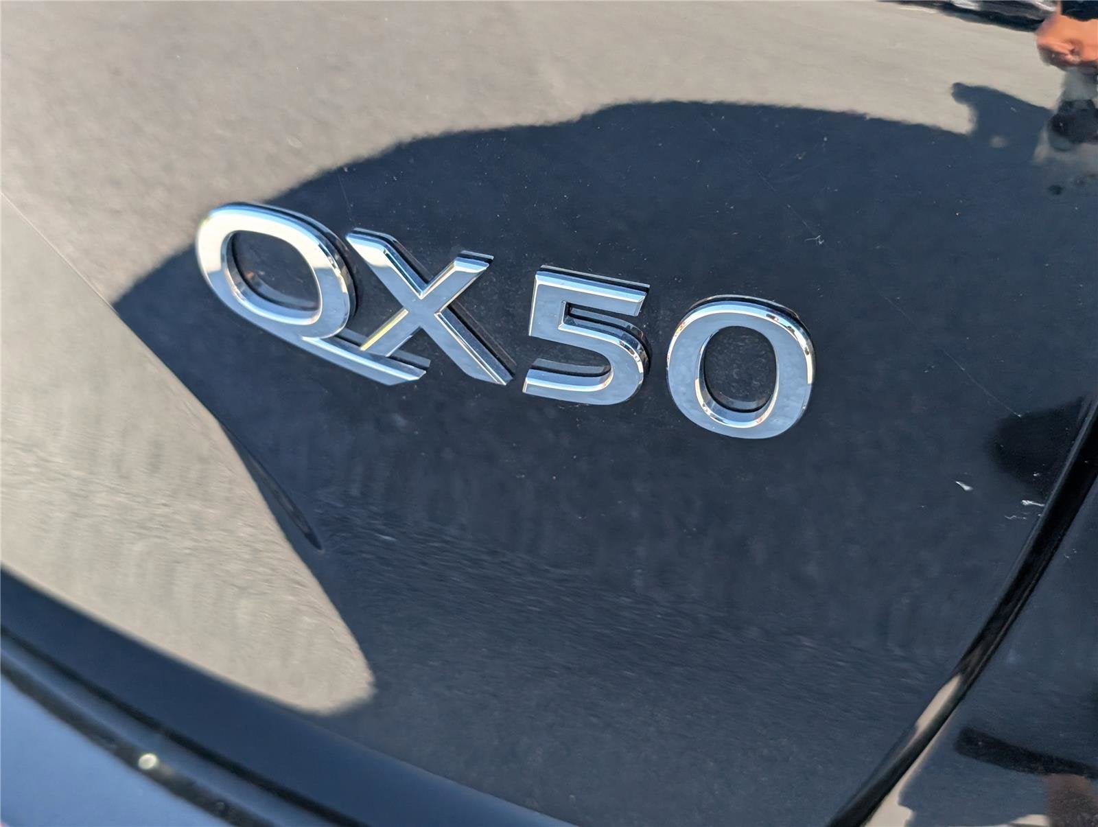 2023 INFINITI QX50 LUXE