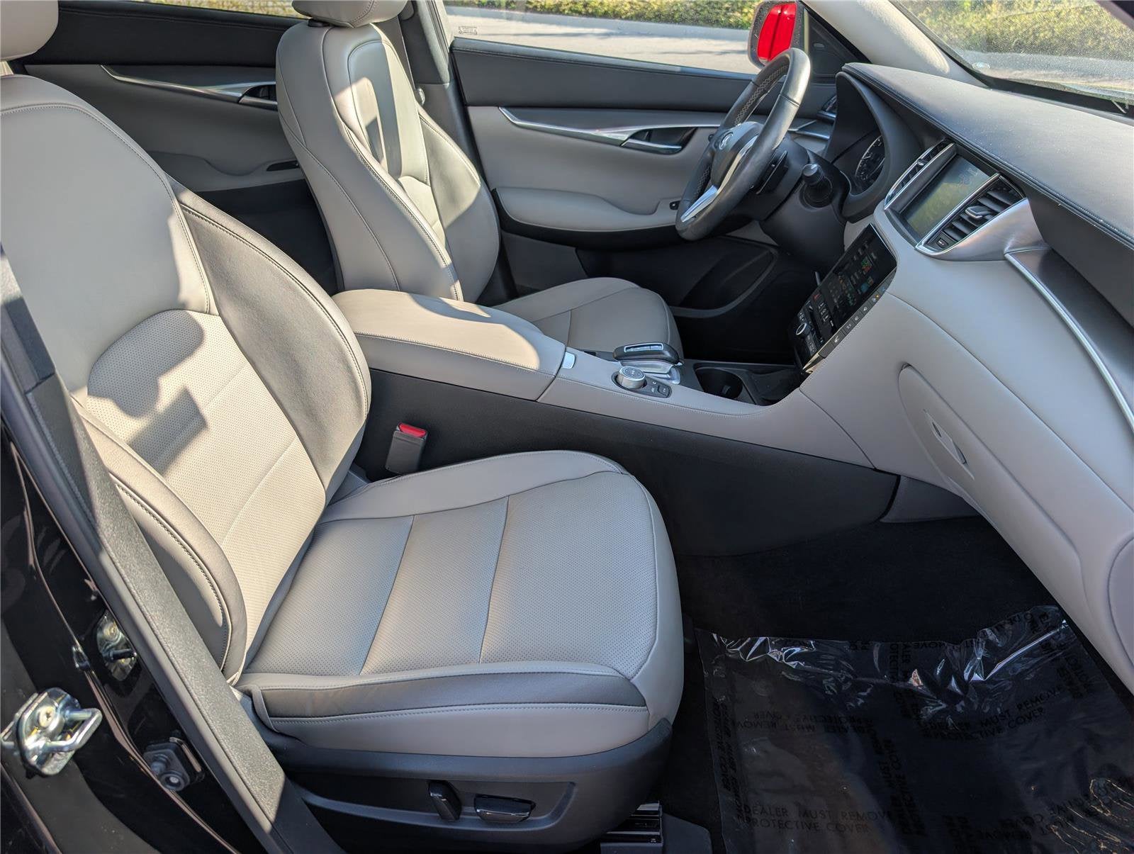 2023 INFINITI QX50 LUXE