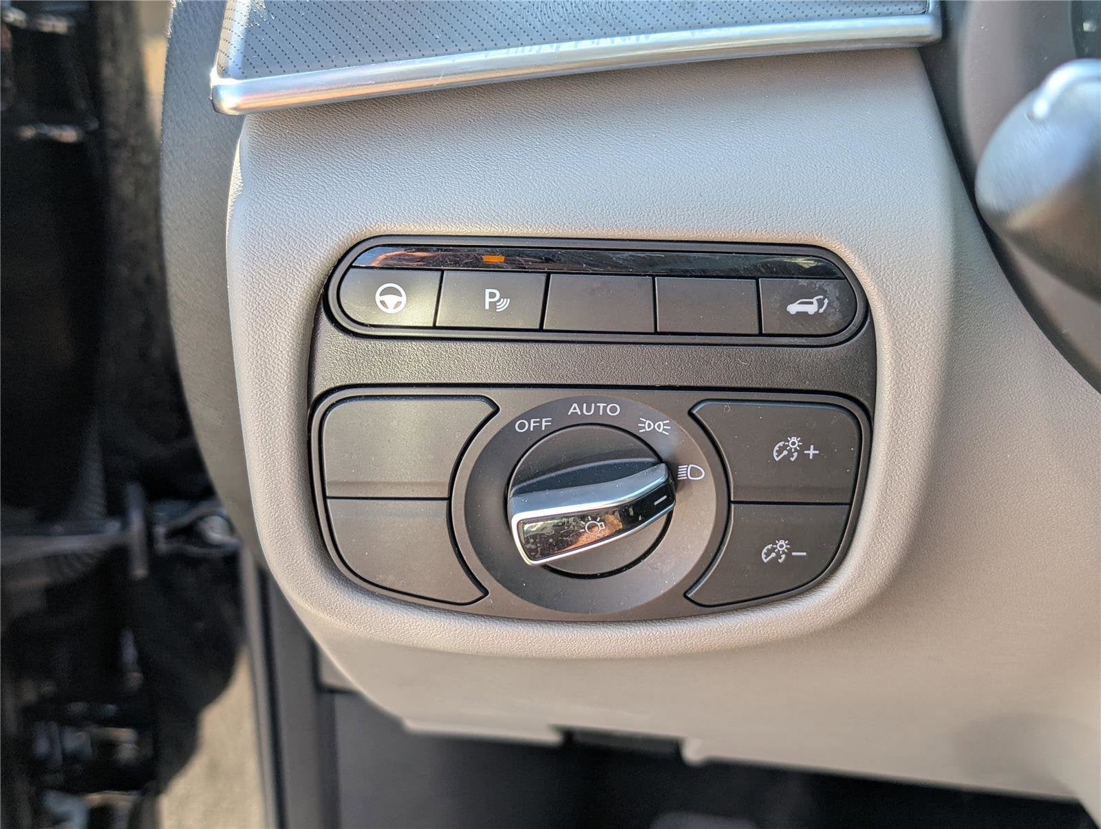 2023 INFINITI QX50 LUXE