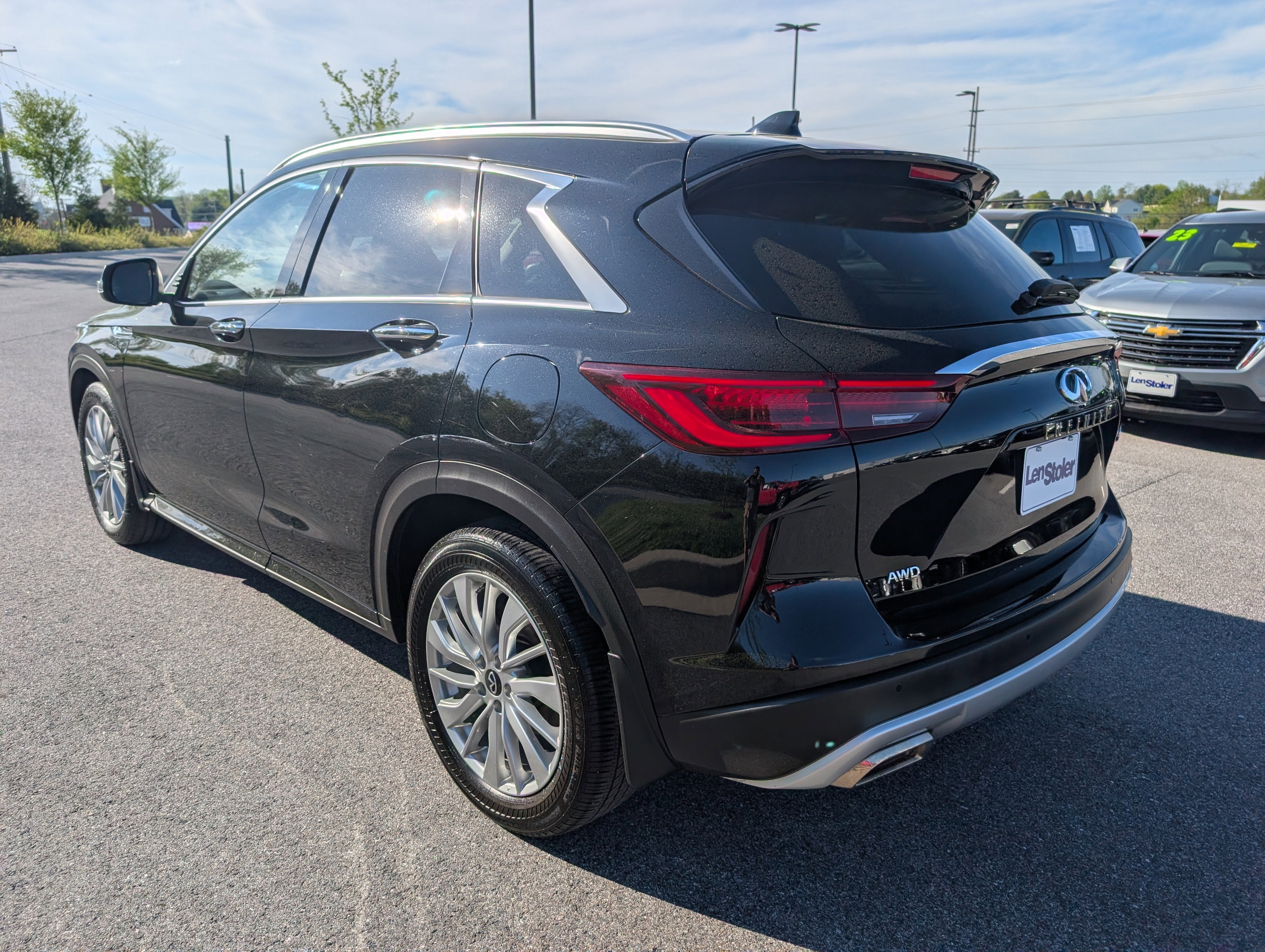 2023 INFINITI QX50 LUXE