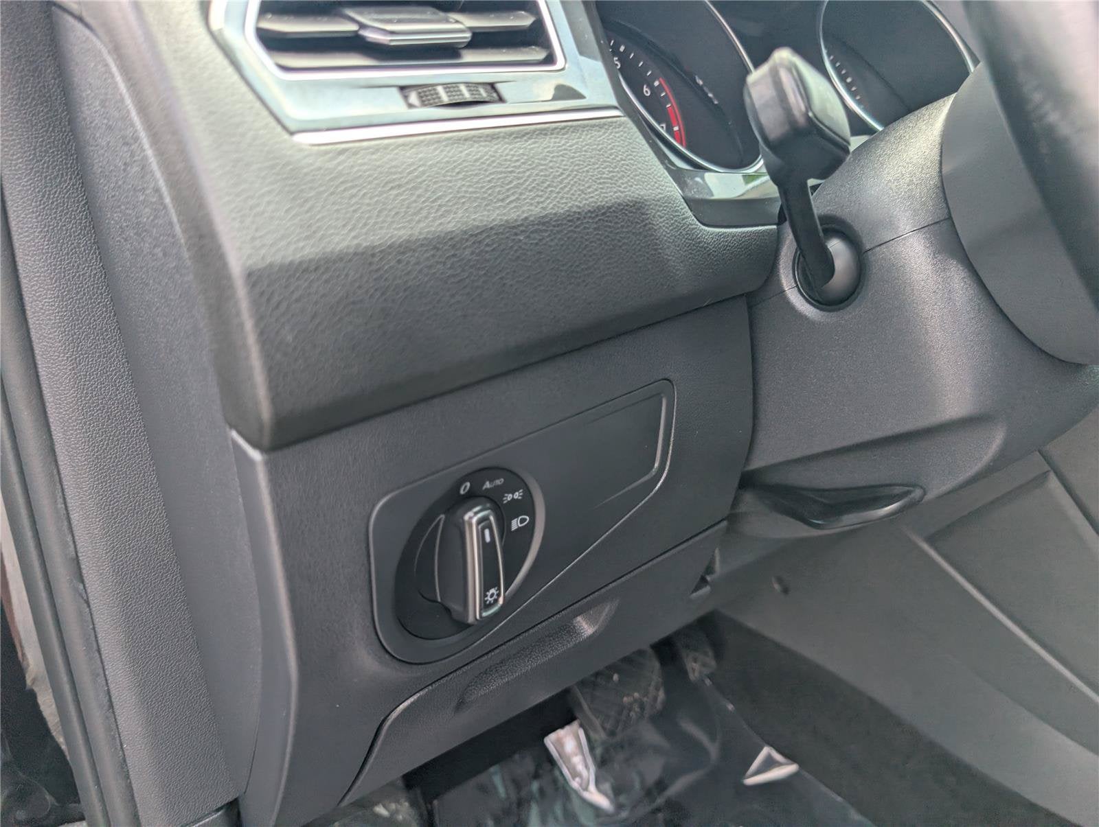 2018 Volkswagen Tiguan SEL