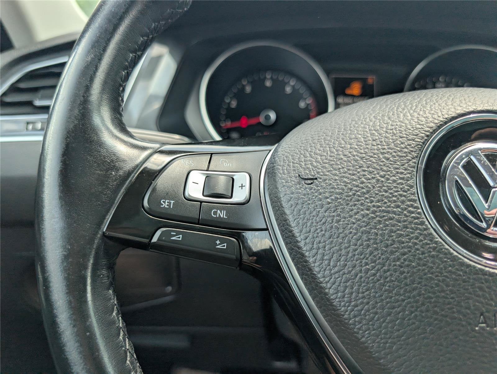 2018 Volkswagen Tiguan SEL