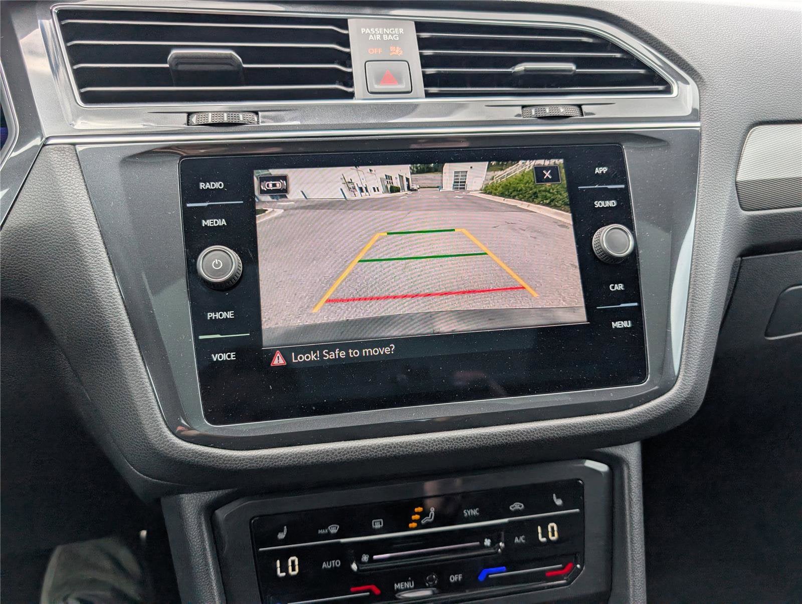 2023 Volkswagen Tiguan SE R-Line Black