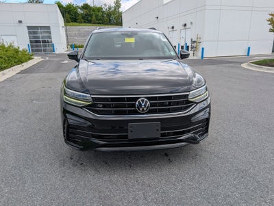 2023 Volkswagen Tiguan SE R-Line Black