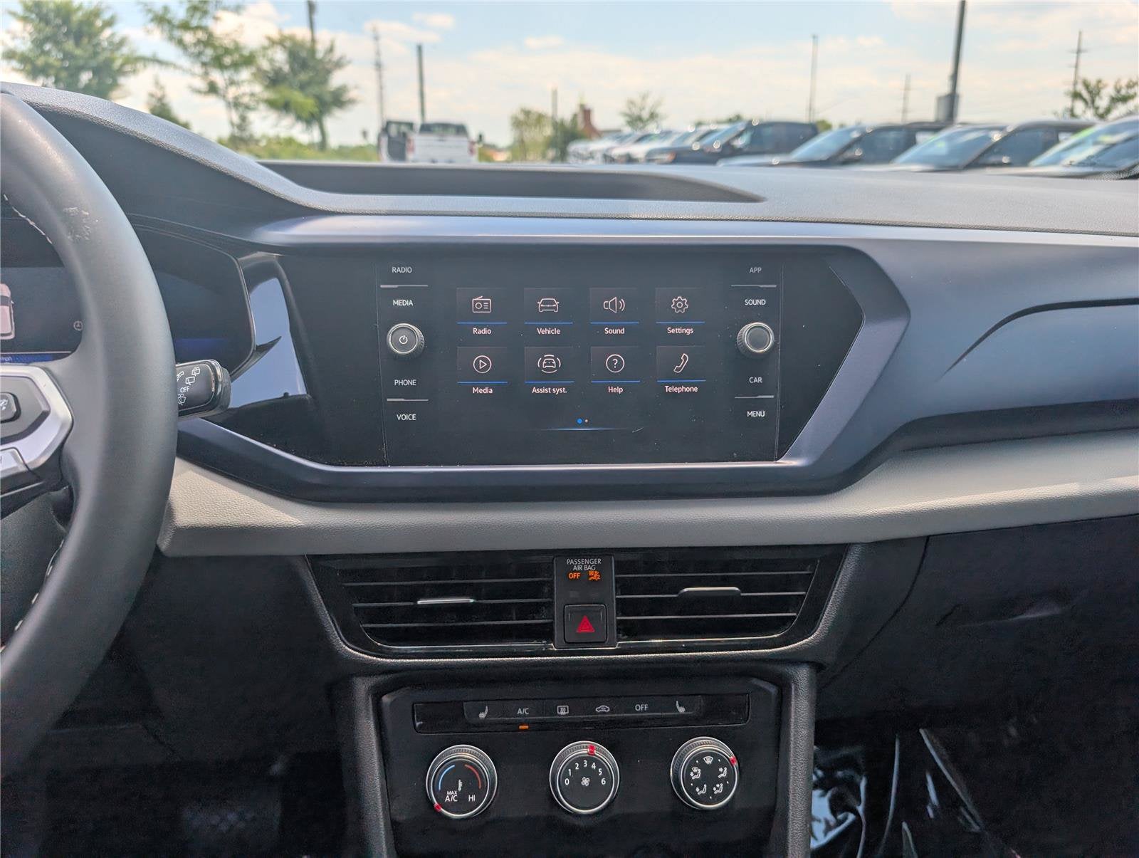 2022 Volkswagen Taos SE