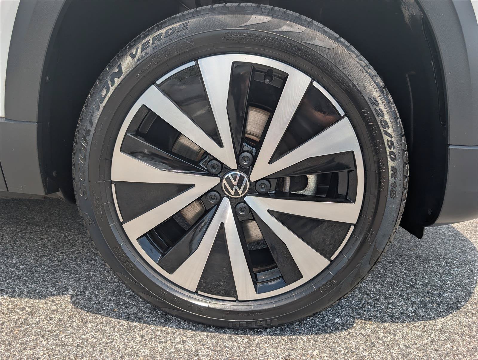 2022 Volkswagen Taos SE