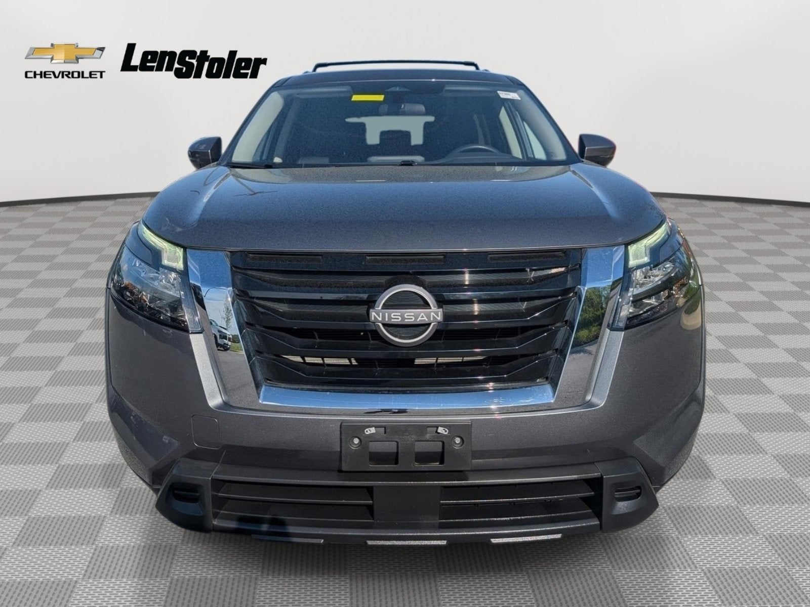 2023 Nissan Pathfinder SV