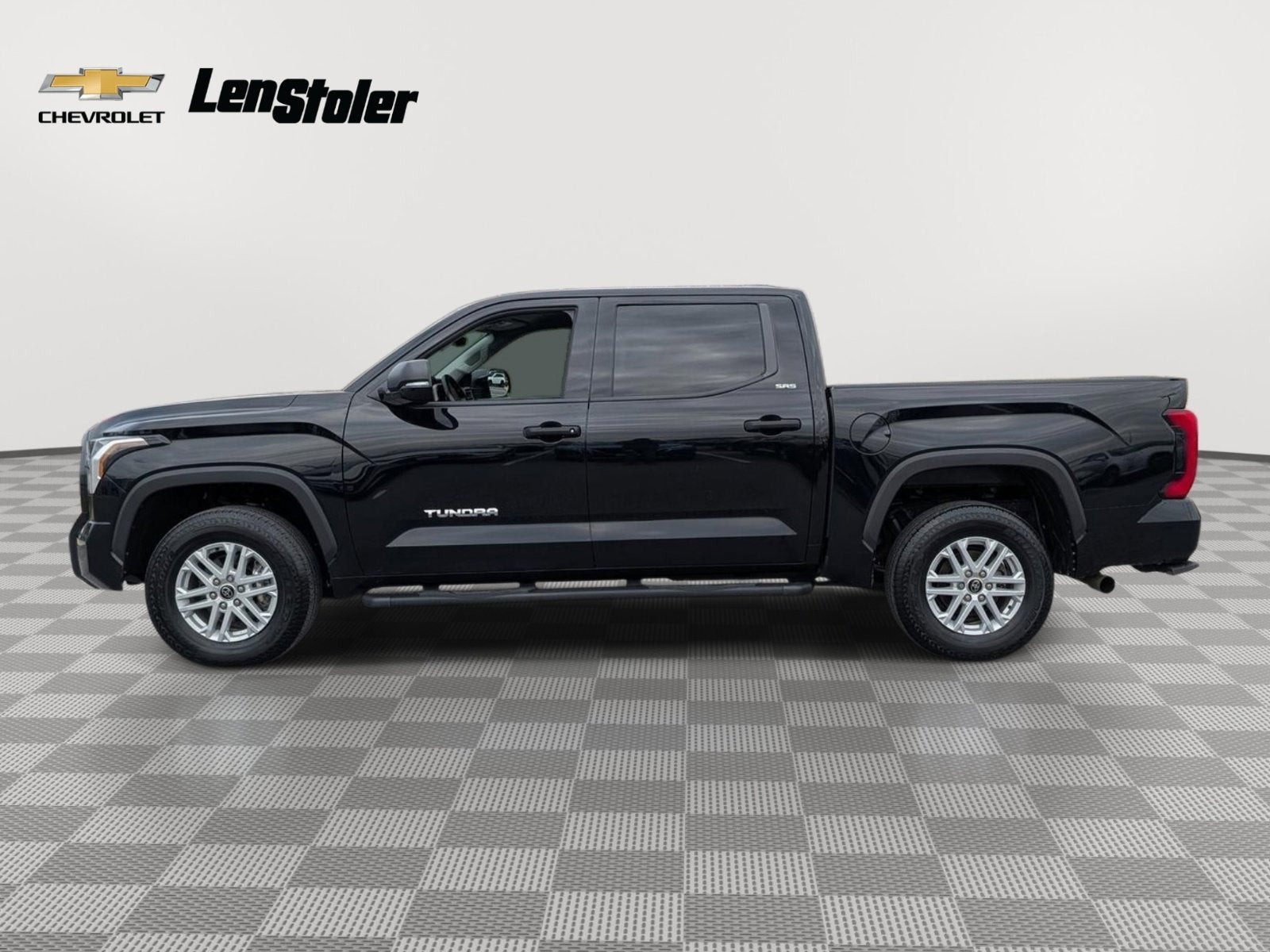 2023 Toyota Tundra 4WD SR5