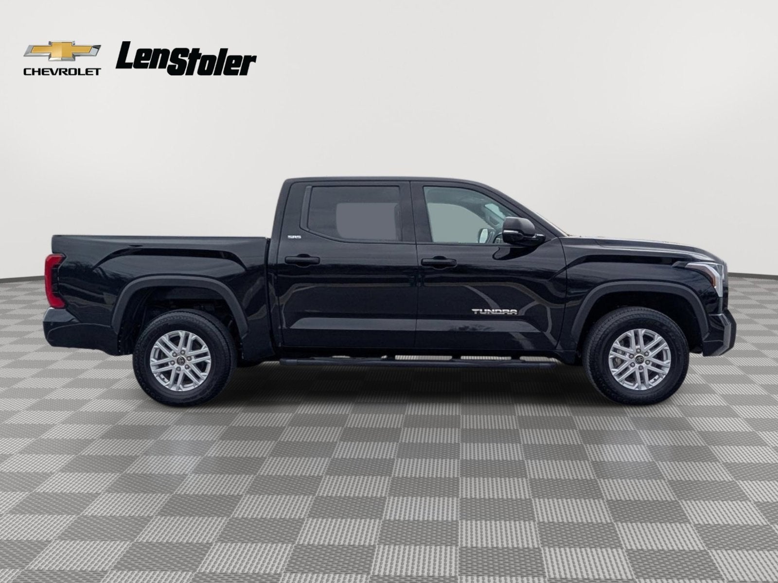 2023 Toyota Tundra 4WD SR5