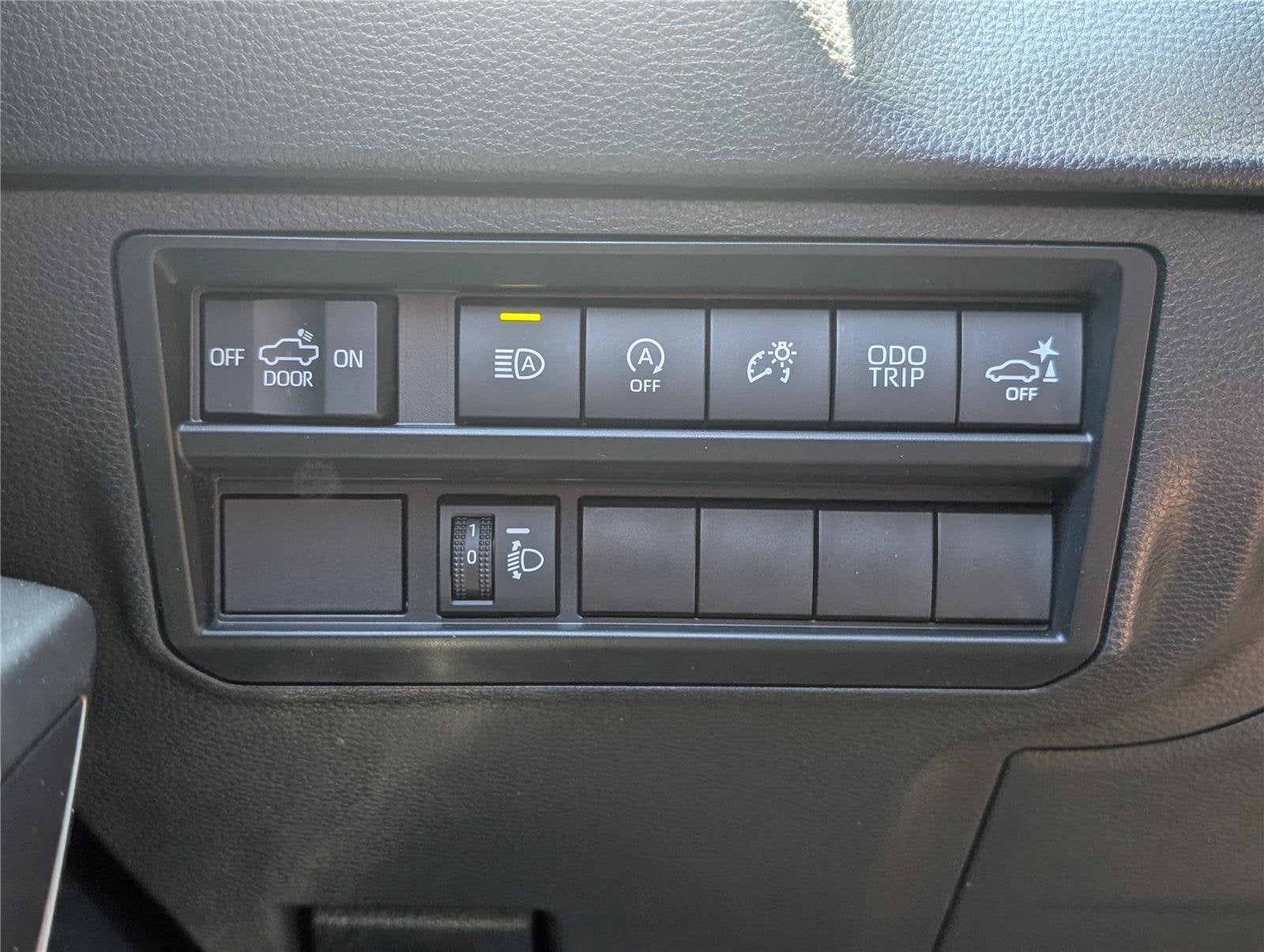 2023 Toyota Tundra 4WD SR5
