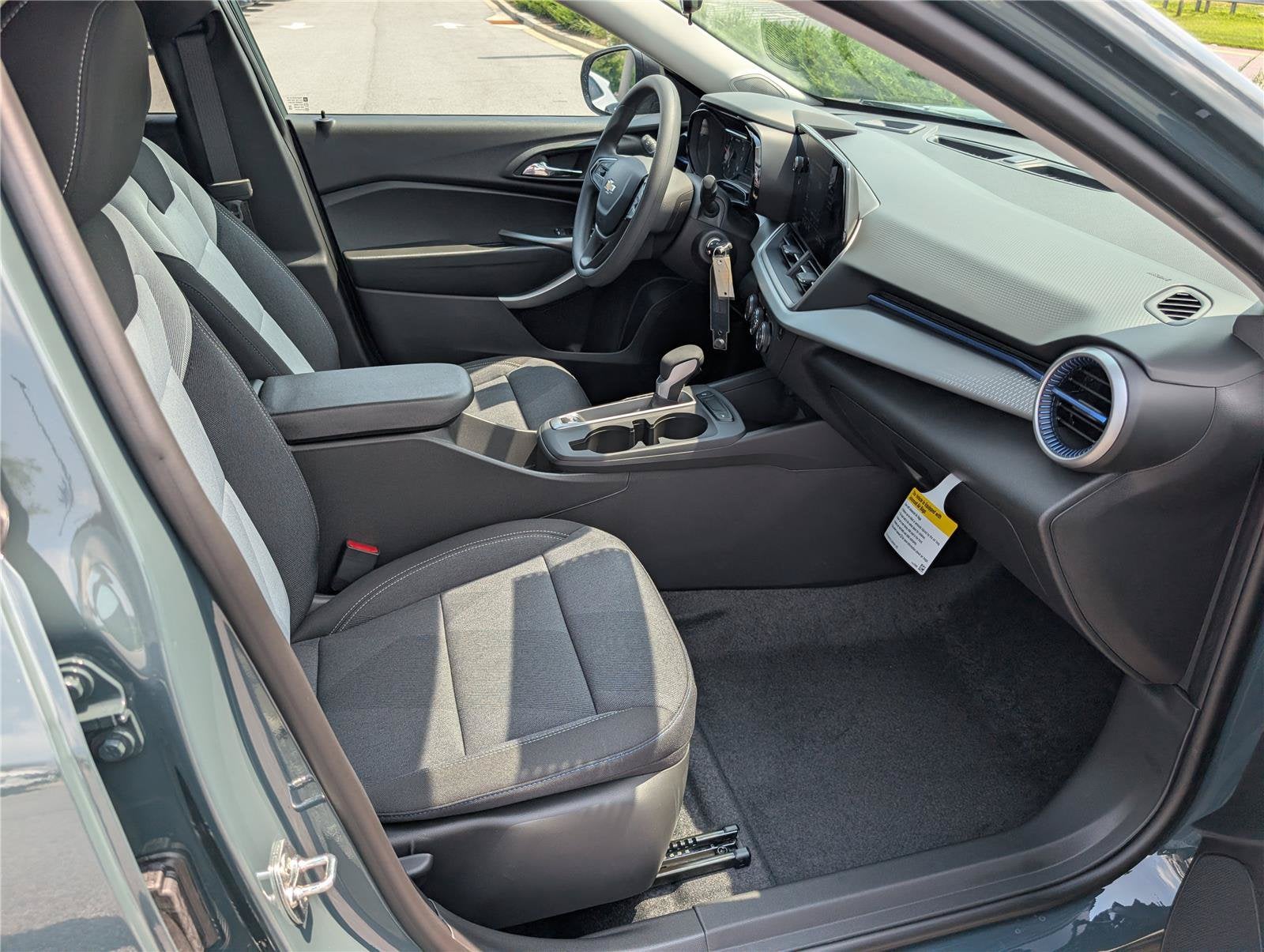 2026 Chevrolet Trax LS - Photo 6