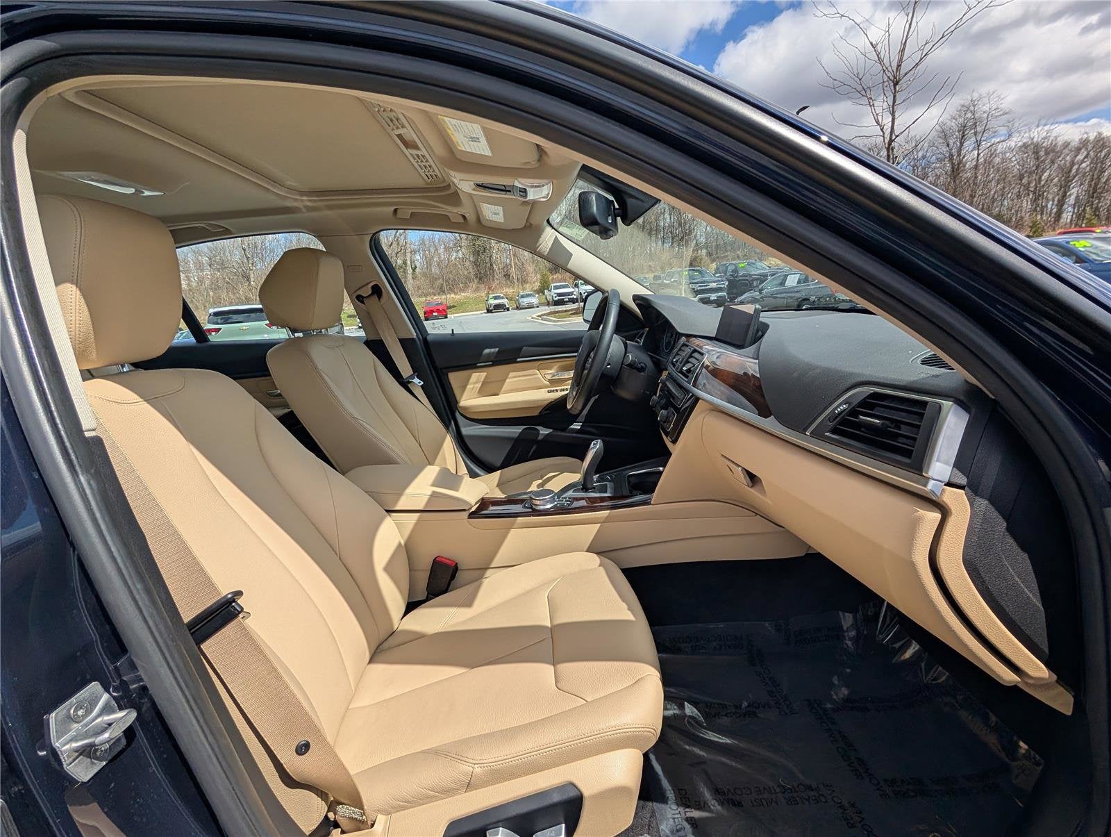 2017 BMW 3 Series 320i xDrive