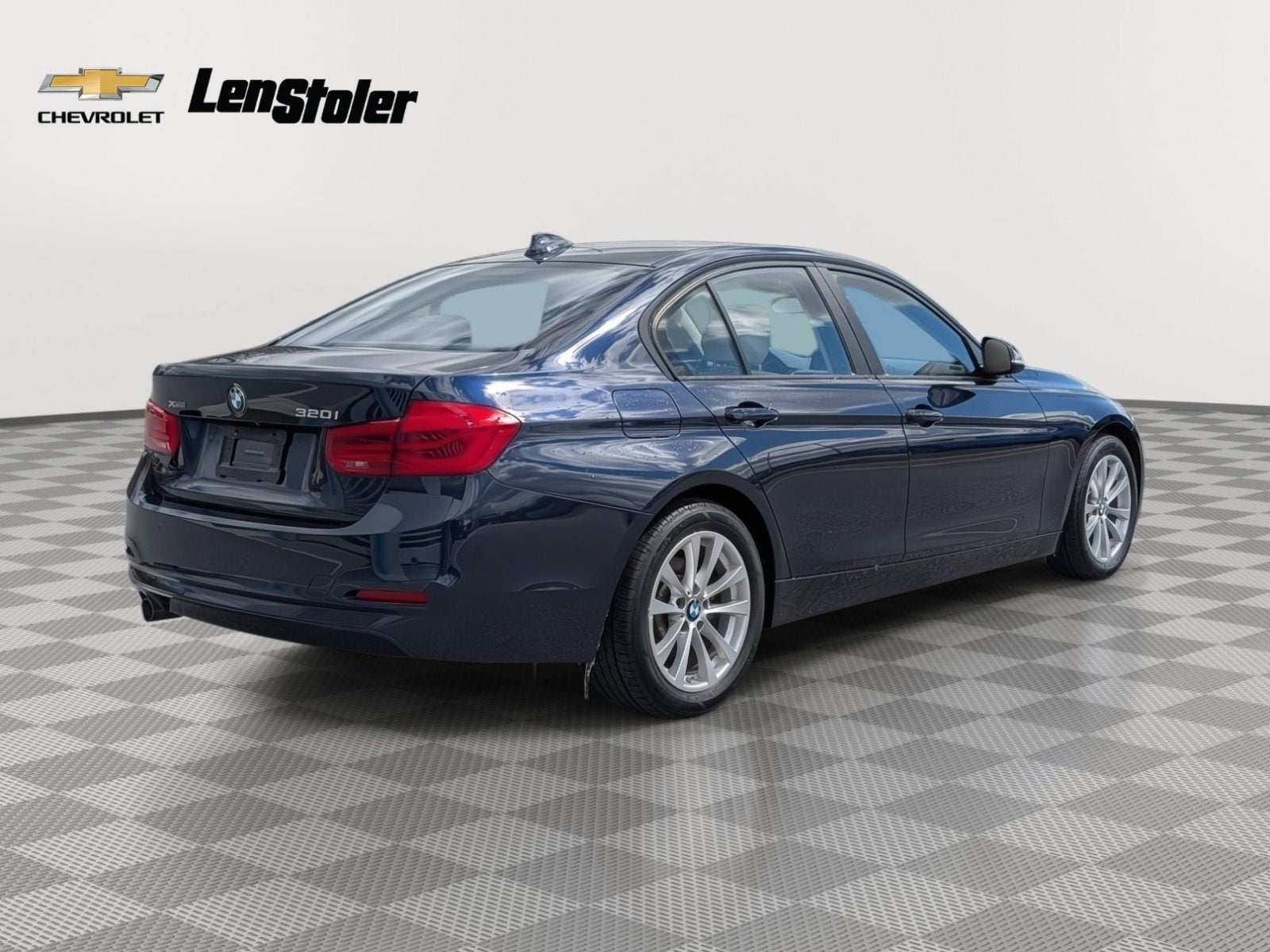 2017 BMW 3 Series 320i xDrive