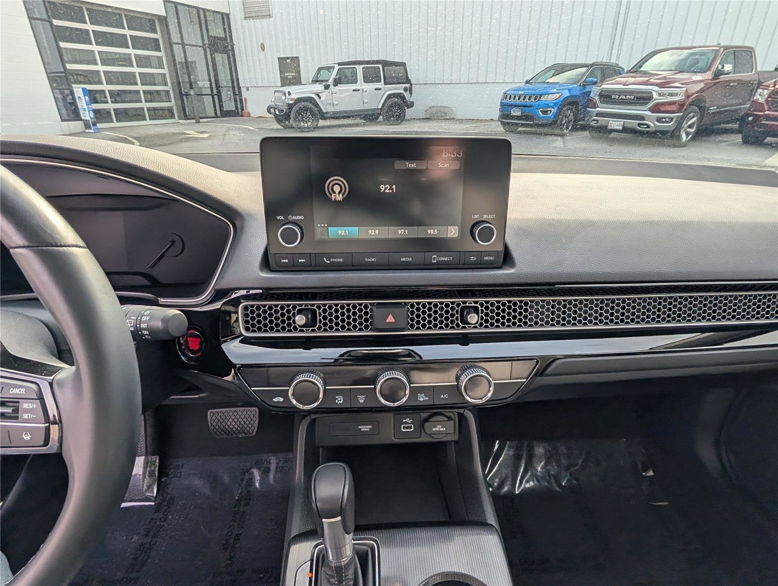 2023 Honda Civic Hatchback EX-L