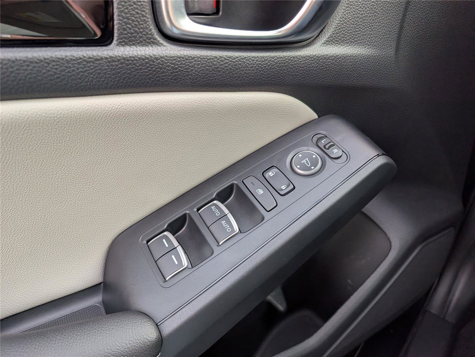 2023 Honda Civic Hatchback EX-L