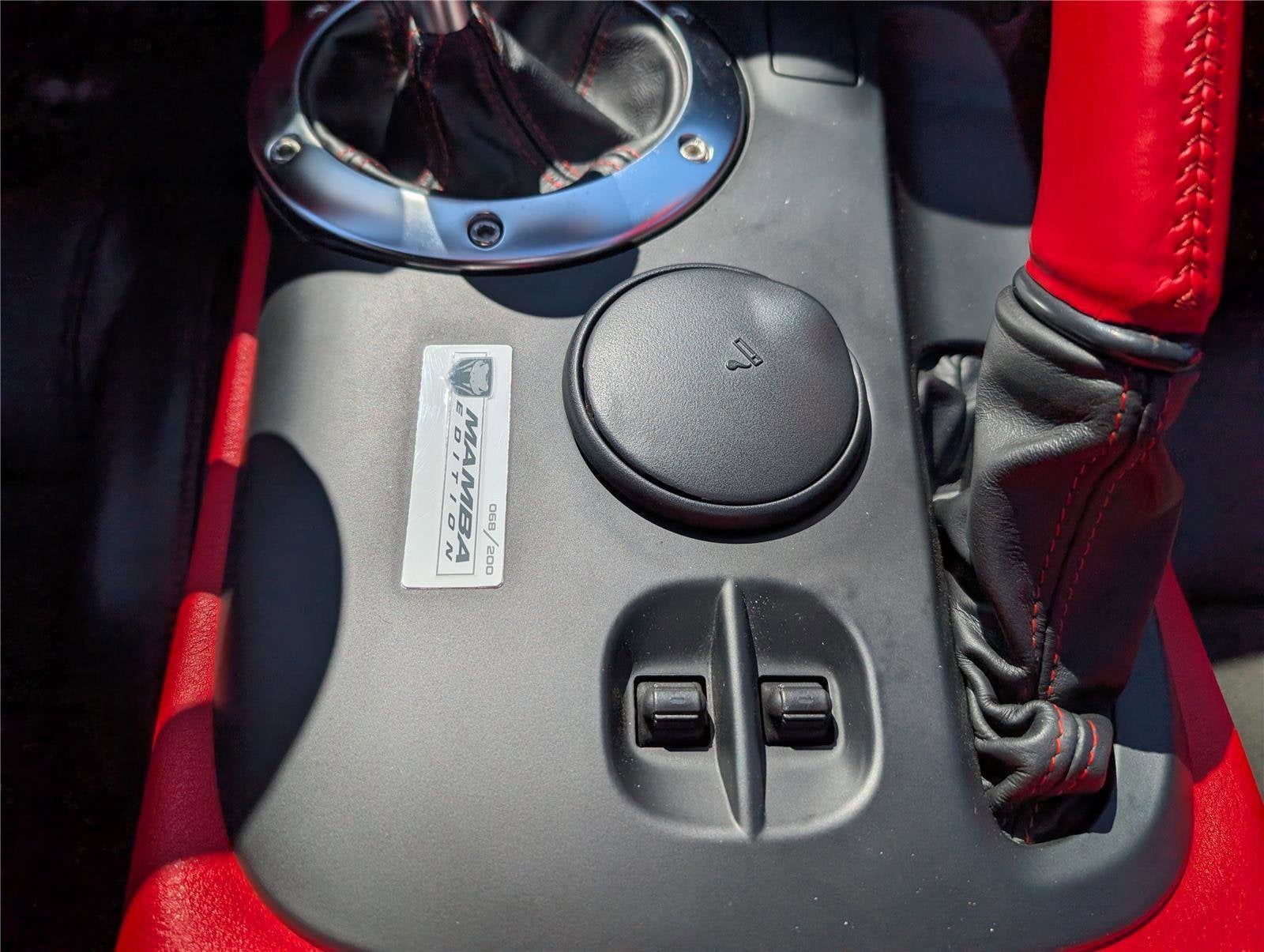 2004 Dodge Viper SRT10