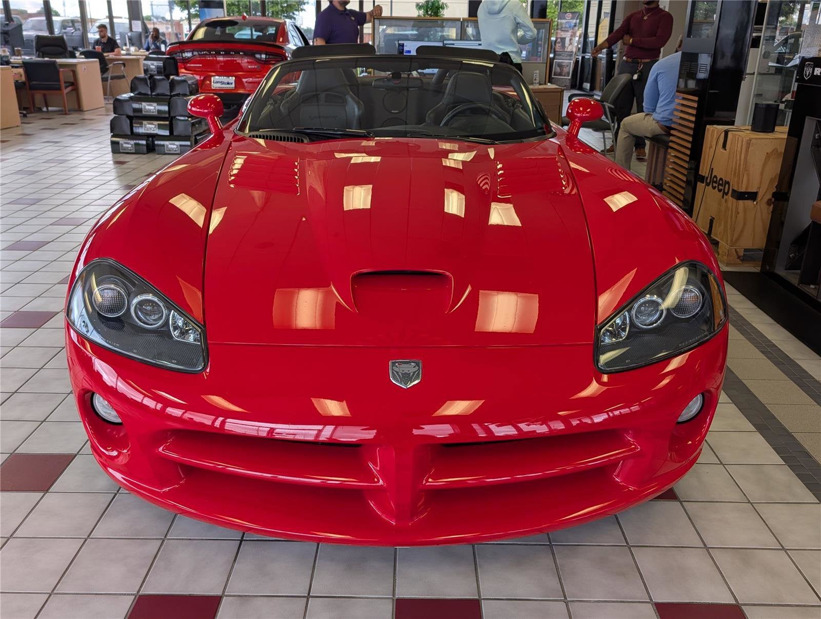 2005 Dodge Viper SRT10