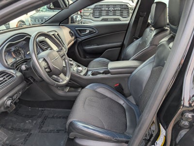 2015 Chrysler 200 S