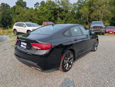 2015 Chrysler 200 S
