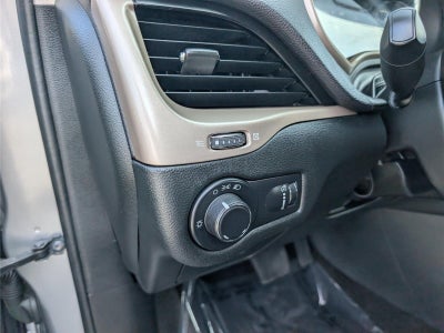 2015 Jeep Cherokee Sport